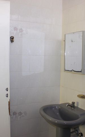 Casa à venda com 350m², 5 quartos e 3 vagasBanheiro da Suíte 1
