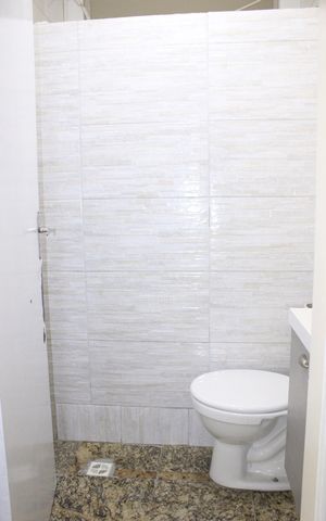Casa à venda com 350m², 5 quartos e 3 vagasLavabo