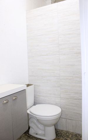 Casa à venda com 350m², 5 quartos e 3 vagasLavabo