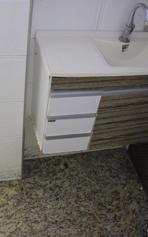 Casa à venda com 350m², 5 quartos e 3 vagasBanheiro do escritório