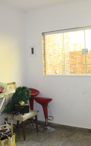 Casa à venda com 350m², 5 quartos e 3 vagasEscritório