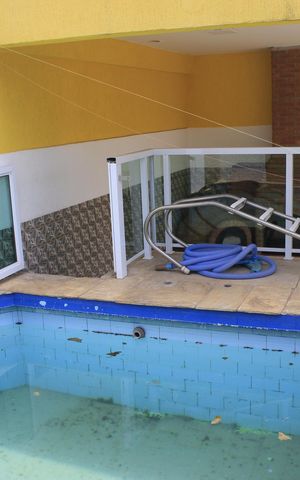 Casa à venda com 350m², 5 quartos e 3 vagasPiscina