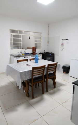 Casa à venda com 250m², 3 quartos e 2 vagasCozinha