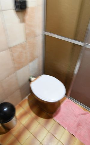 Casa à venda com 250m², 3 quartos e 2 vagasBanheiro Social