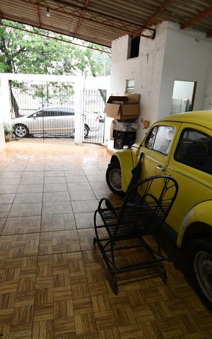 Casa à venda com 250m², 3 quartos e 2 vagasGaragem