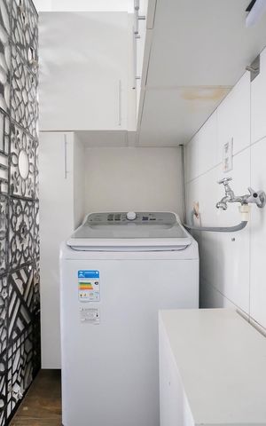 Apartamento à venda com 104m², 2 quartos e 1 vagaÁrea de serviço