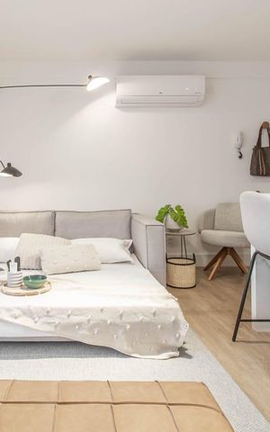 Studio à venda com 47m², 1 quarto e 1 vaga Studio à venda com 47m², 1 quarto e 1 vagaSala