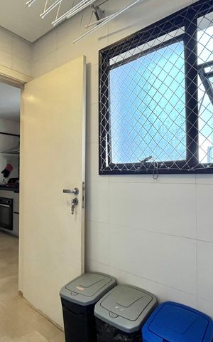 Apartamento à venda com 80m², 2 quartos e 3 vagas Apartamento à venda com 80m², 2 quartos e 3 vagasÁrea de Serviço
