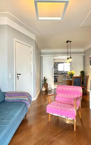 Apartamento à venda com 80m², 2 quartos e 3 vagas Apartamento à venda com 80m², 2 quartos e 3 vagasSala