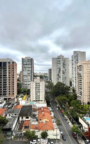 Apartamento à venda com 80m², 2 quartos e 3 vagas Apartamento à venda com 80m², 2 quartos e 3 vagasVista da Suíte