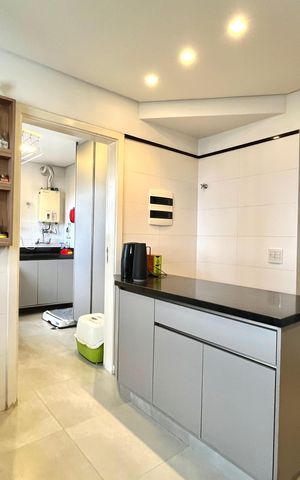 Apartamento à venda com 80m², 2 quartos e 3 vagas Apartamento à venda com 80m², 2 quartos e 3 vagasCozinha
