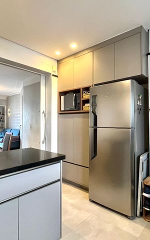 Apartamento à venda com 80m², 2 quartos e 3 vagas Apartamento à venda com 80m², 2 quartos e 3 vagasCozinha