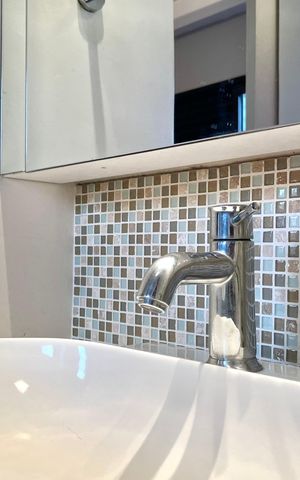 Apartamento à venda com 80m², 2 quartos e 3 vagas Apartamento à venda com 80m², 2 quartos e 3 vagasBanheiro da Suíte
