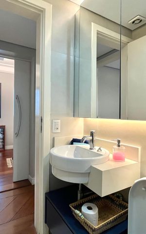 Apartamento à venda com 80m², 2 quartos e 3 vagas Apartamento à venda com 80m², 2 quartos e 3 vagasBanheiro