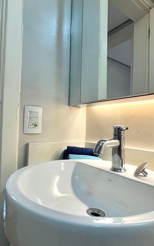 Apartamento à venda com 80m², 2 quartos e 3 vagas Apartamento à venda com 80m², 2 quartos e 3 vagasBanheiro