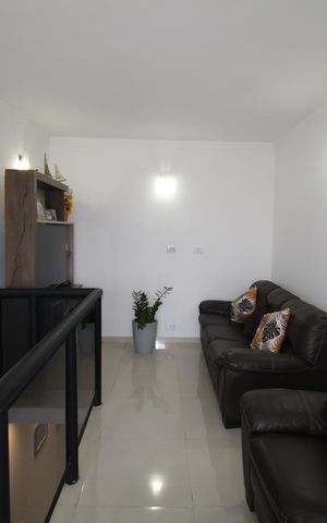 Apartamento à venda com 164m², 4 quartos e 2 vagasCorredor
