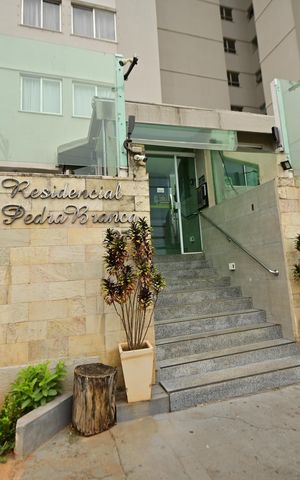 Apartamento para alugar com 59m², 2 quartos e 1 vagaFachada