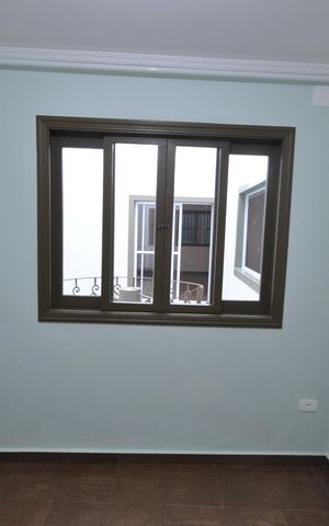 Casa à venda com 370m², 5 quartos e 6 vagasEscritório