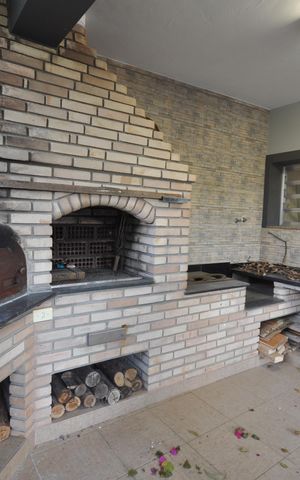 Casa à venda com 370m², 5 quartos e 6 vagasEspaço Gourmet