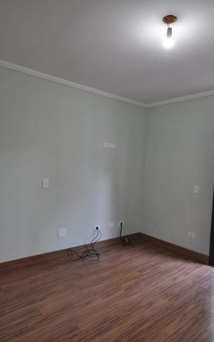 Casa à venda com 370m², 5 quartos e 6 vagasQuarto 2