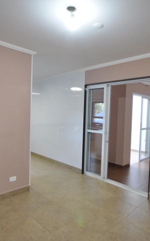 Casa à venda com 370m², 5 quartos e 6 vagasCopa