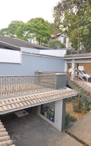 Casa à venda com 370m², 5 quartos e 6 vagasQuintal