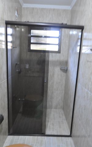 Casa à venda com 370m², 5 quartos e 6 vagasBanheiro da Suíte 3