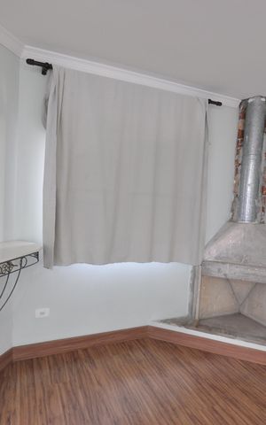Casa à venda com 370m², 5 quartos e 6 vagasSala 1
