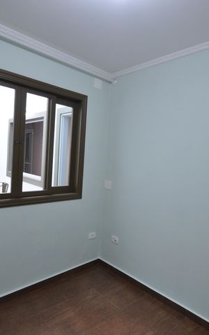 Casa à venda com 370m², 5 quartos e 6 vagasEscritório
