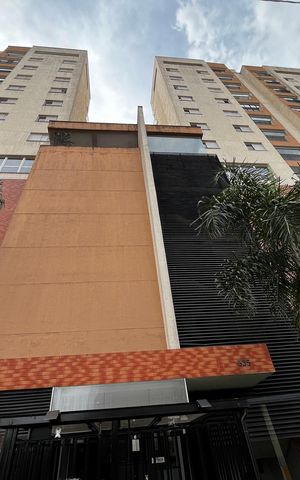 Apartamento à venda com 57m², 2 quartos e 2 vagas Apartamento à venda com 57m², 2 quartos e 2 vagasFachada