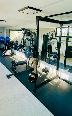 Apartamento à venda com 68m², 2 quartos e 1 vaga Apartamento à venda com 68m², 2 quartos e 1 vagaÁrea comum - Academia
