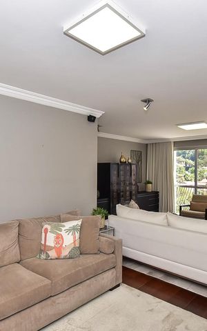 Apartamento à venda com 157m², 3 quartos e 4 vagasSala