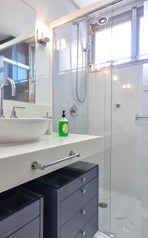 Apartamento à venda com 157m², 3 quartos e 4 vagasBanheiro