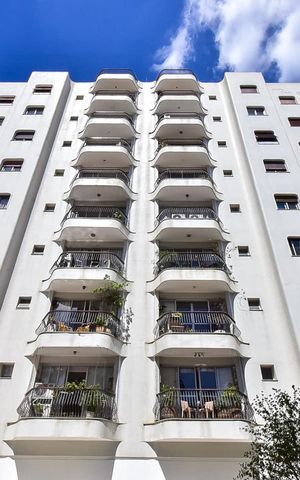 Apartamento à venda com 157m², 3 quartos e 4 vagasFachada