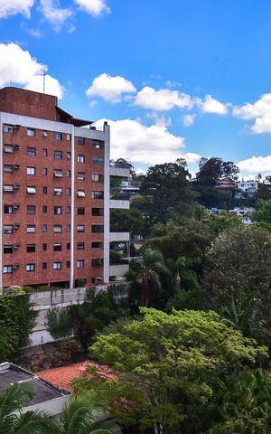 Apartamento à venda com 157m², 3 quartos e 4 vagasVista