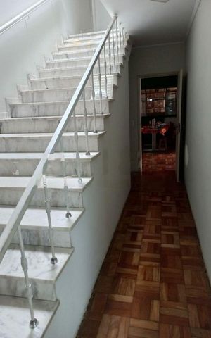 Casa à venda com 300m², 4 quartos e sem vaga
