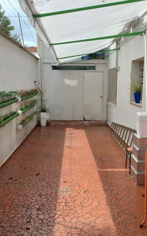 Casa à venda com 300m², 4 quartos e sem vaga