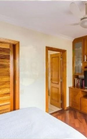 Casa à venda com 630m², 5 quartos e 6 vagas