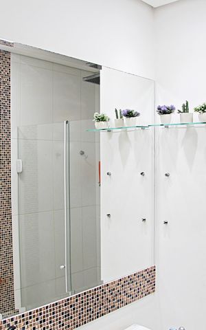 Apartamento à venda com 82m², 3 quartos e 2 vagasBanheiro Social