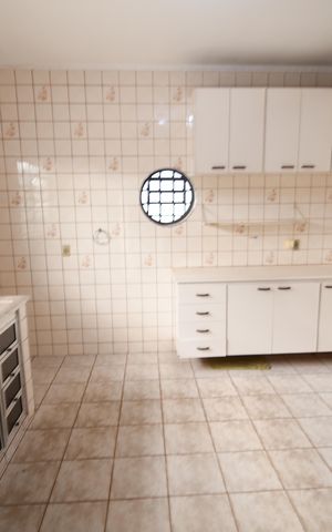 Casa à venda com 280m², 3 quartos e 2 vagasCozinha