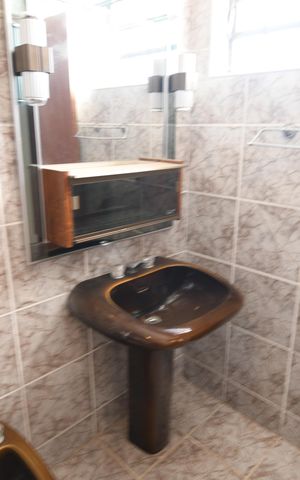 Casa à venda com 280m², 3 quartos e 2 vagasBanheiro da Suíte 1