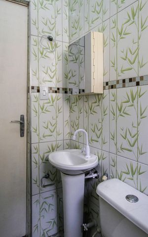 Casa para alugar com 40m², 1 quarto e sem vaga Casa para alugar com 40m², 1 quarto e sem vagaBanheiro Social