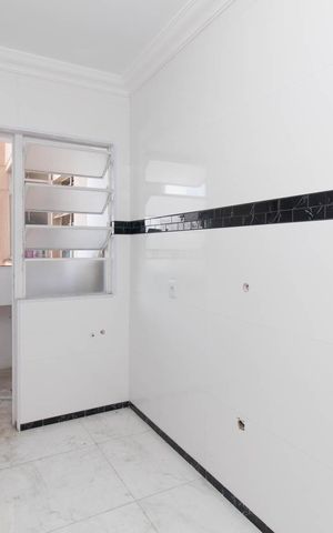 Apartamento à venda com 49m², 1 quarto e sem vagaCozinha e Área de Serviço
