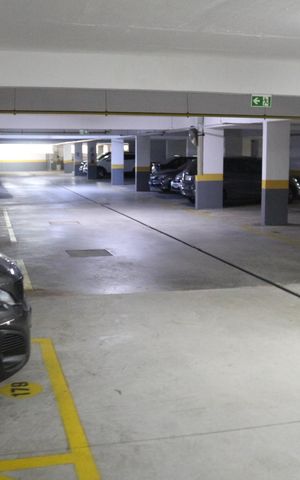 Apartamento para alugar com 65m², 3 quartos e 2 vagasGaragem