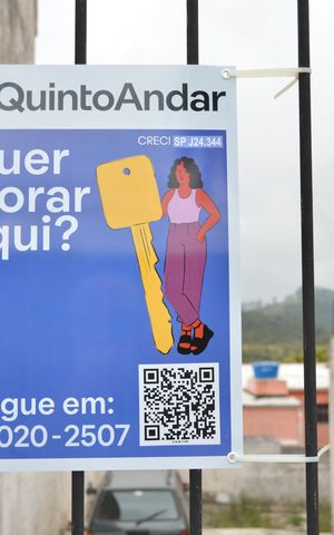 Casa à venda com 294m², 2 quartos e 6 vagasPlaca