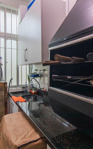 Apartamento à venda com 70m², 2 quartos e sem vagaCozinha e Área de Serviço