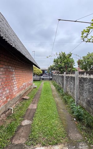 Casa à venda com 400m², 1 quarto e 1 vaga Casa à venda com 400m², 1 quarto e 1 vagaÁrea comum