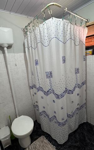Casa à venda com 400m², 1 quarto e 1 vaga Casa à venda com 400m², 1 quarto e 1 vagaBanheiro Social