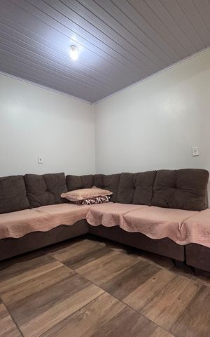 Casa à venda com 400m², 1 quarto e 1 vaga Casa à venda com 400m², 1 quarto e 1 vagaSala