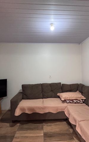Casa à venda com 400m², 1 quarto e 1 vaga Casa à venda com 400m², 1 quarto e 1 vagaSala